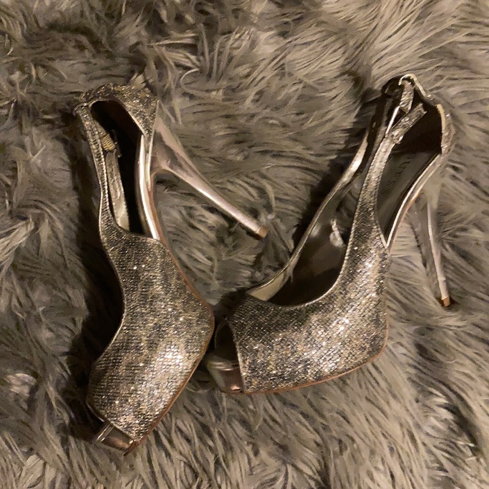Guess Sparkly, glittery, leopard print heels